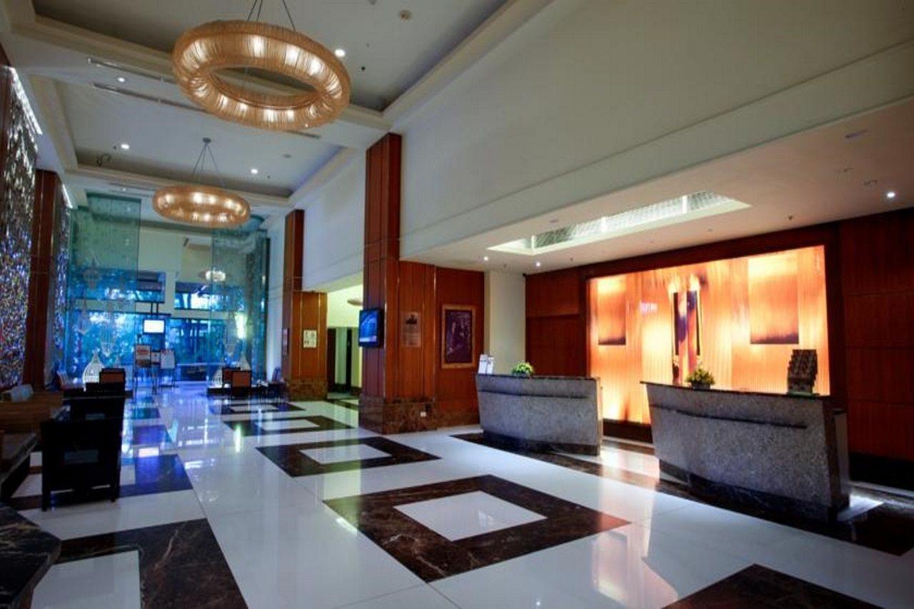 Seda Ayala Center Cebu Hotel Esterno foto